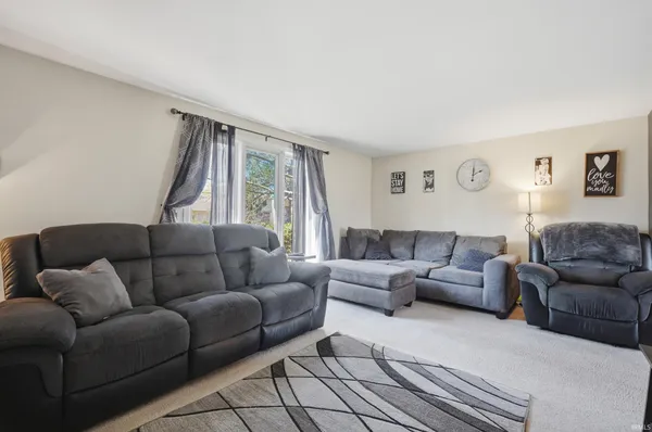 $299,900 | 6808 Windham Court, Fort Wayne, IN 46835