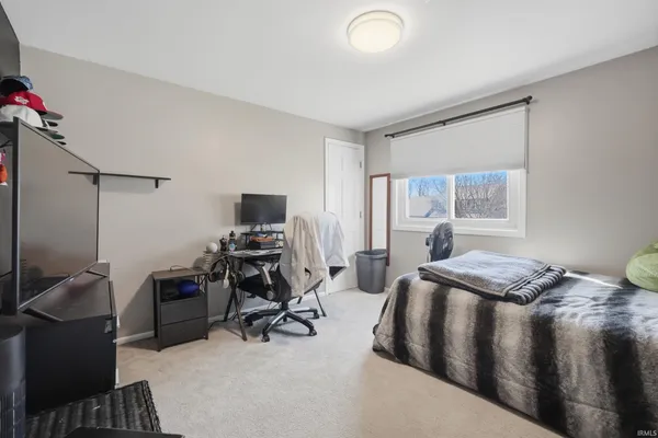 $299,900 | 6808 Windham Court, Fort Wayne, IN 46835