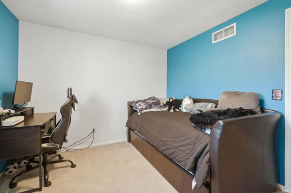 $299,900 | 6808 Windham Court, Fort Wayne, IN 46835