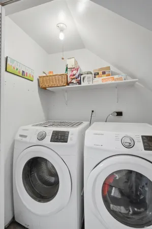 $299,900 | 6808 Windham Court, Fort Wayne, IN 46835