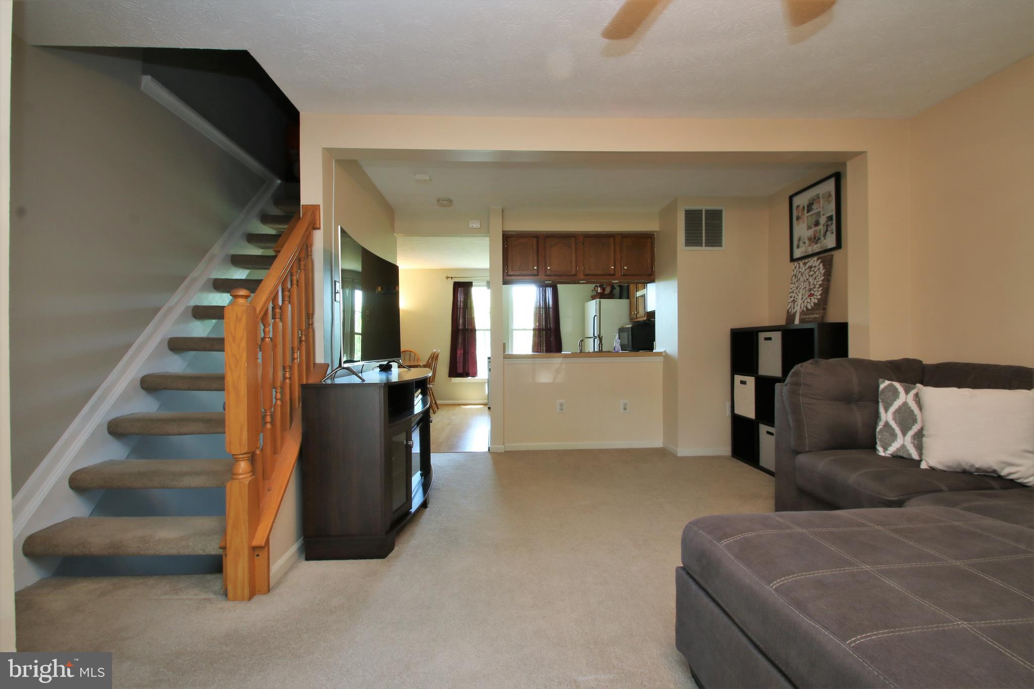 2233 Riding Crop Way Baltimore, MD 21244 - Photo 4 of 43