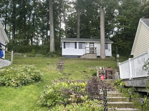 $42,000 | 13697 Lower Bayside Drive, Belding, MI 48809