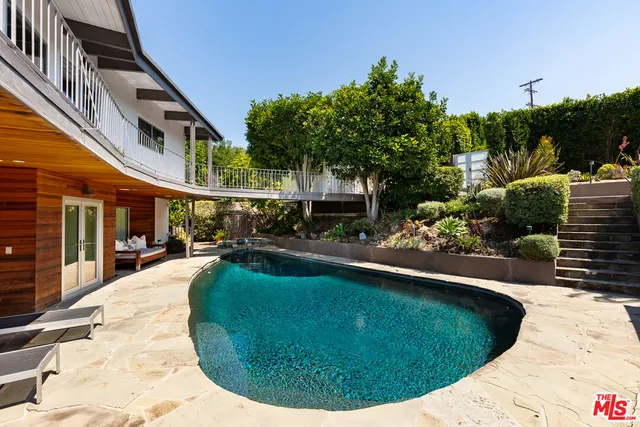 $2,275,000 | 3601 Berry Drive, Studio City, CA 91604