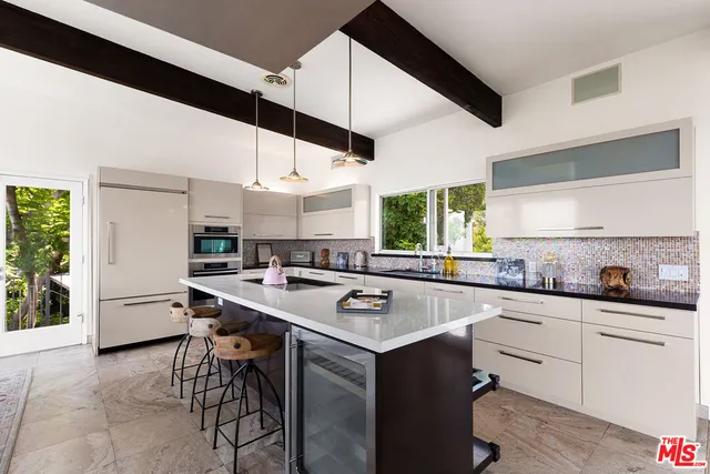 $2,275,000 | 3601 Berry Drive, Studio City, CA 91604