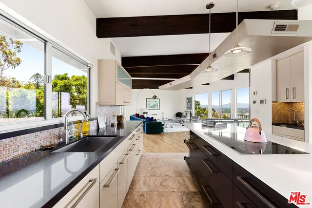 $2,275,000 | 3601 Berry Drive, Studio City, CA 91604