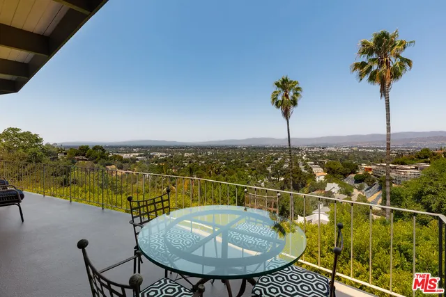 $2,275,000 | 3601 Berry Drive, Studio City, CA 91604