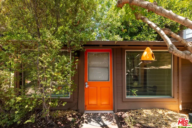 $2,275,000 | 3601 Berry Drive, Studio City, CA 91604