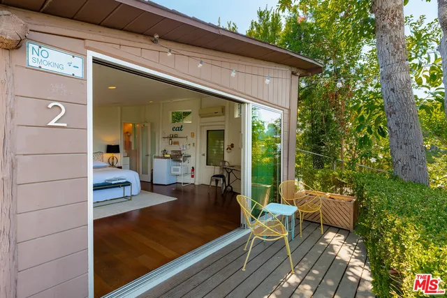 $2,275,000 | 3601 Berry Drive, Studio City, CA 91604