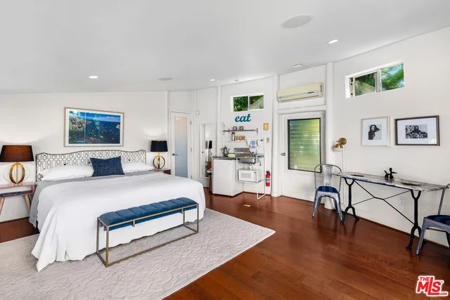 $2,275,000 | 3601 Berry Drive, Studio City, CA 91604