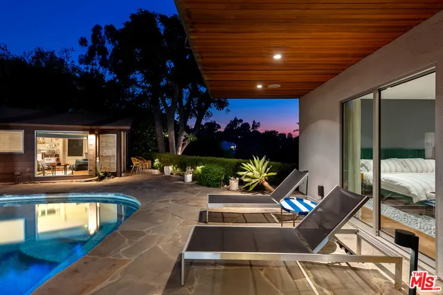 $2,275,000 | 3601 Berry Drive, Studio City, CA 91604