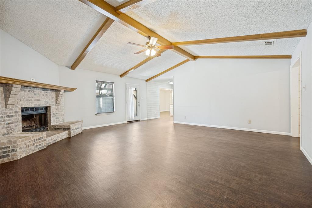 3204 Broken Arrow Road Denton, TX 76209 - Photo 5 of 24 Gallery Image 5