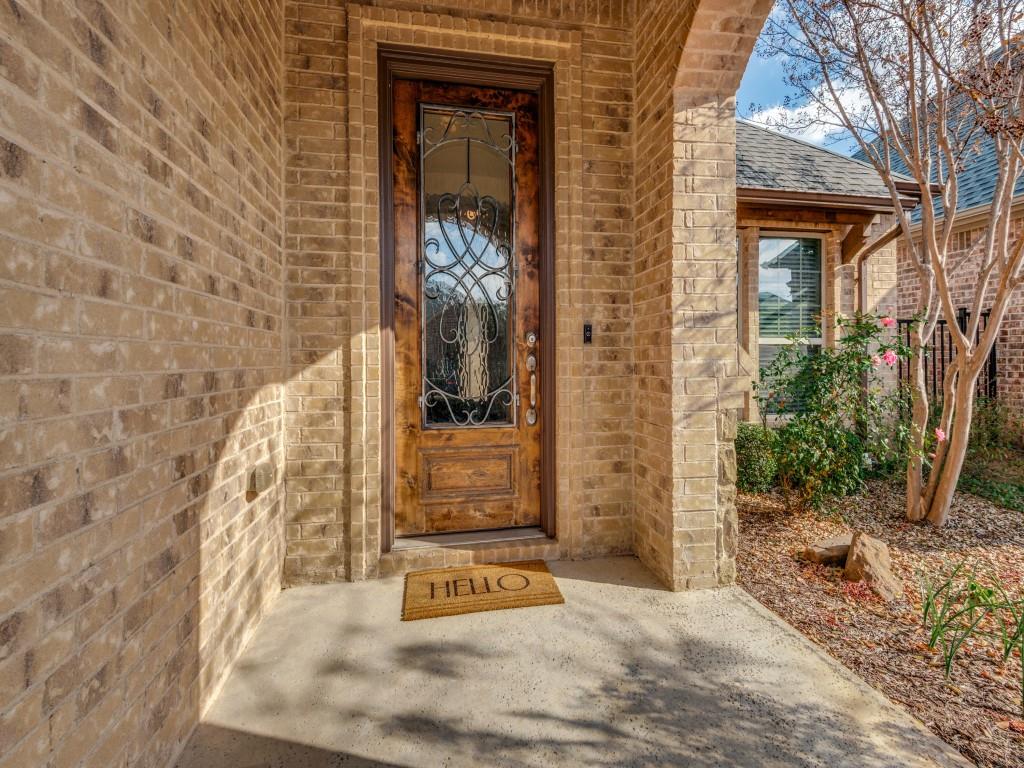 281 Tulip Way Keller, TX 76248 - Photo 2 of 30