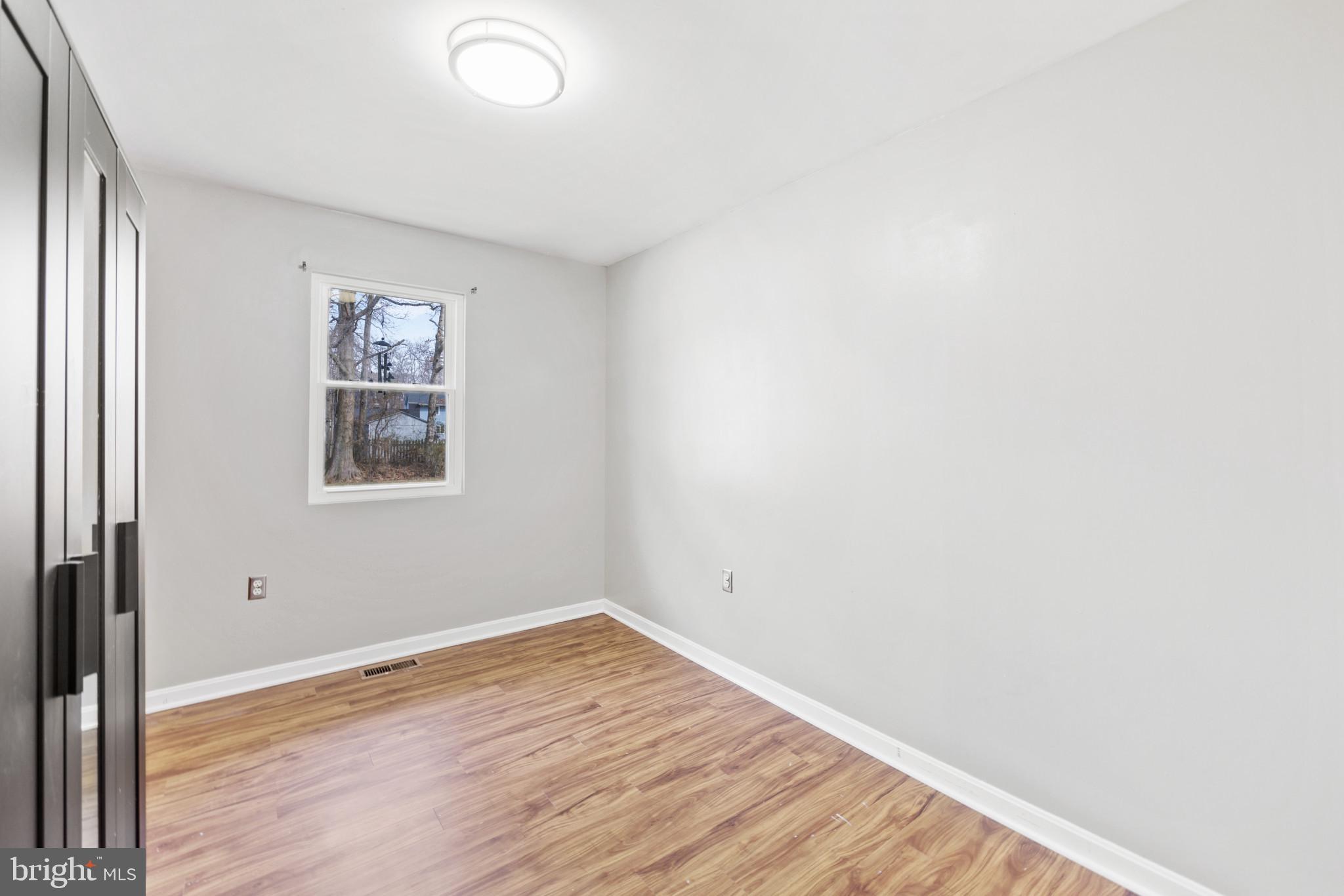 104 Barren Ridge Road Chester, MD 21619 - Photo 25 of 41 Left back bedroom