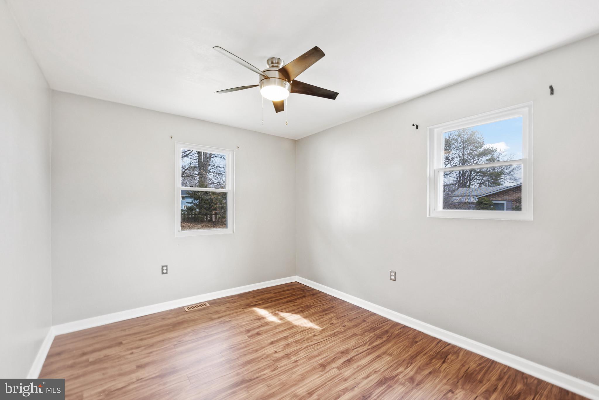 104 Barren Ridge Road Chester, MD 21619 - Photo 30 of 41 Left back bedroom