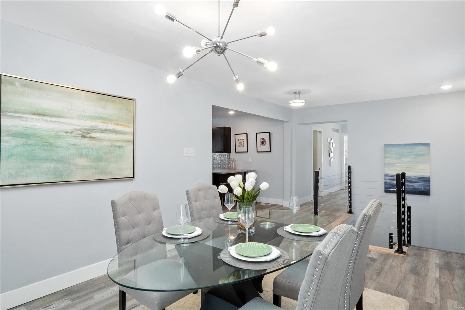 9258 Litzsinger Road St. Louis, MO 63144 - Photo 3 of 37 Gallery Image 3