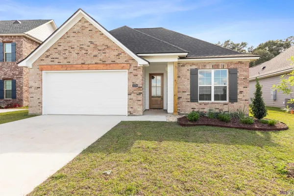 $319,999 | 3778 Waterbury Avenue, Baton Rouge, LA 70810