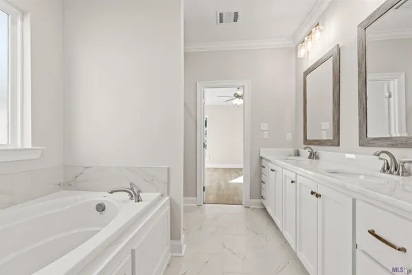 $319,999 | 3778 Waterbury Avenue, Baton Rouge, LA 70810