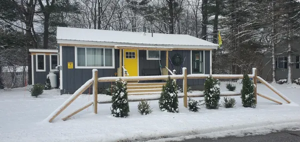 $285,000 | 33 Pleasant Street Extension, Ludlow, VT 05149