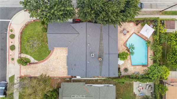 $1,089,000 | 18900 Vincennes Street, Northridge, CA 91324