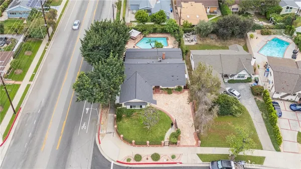 $1,089,000 | 18900 Vincennes Street, Northridge, CA 91324