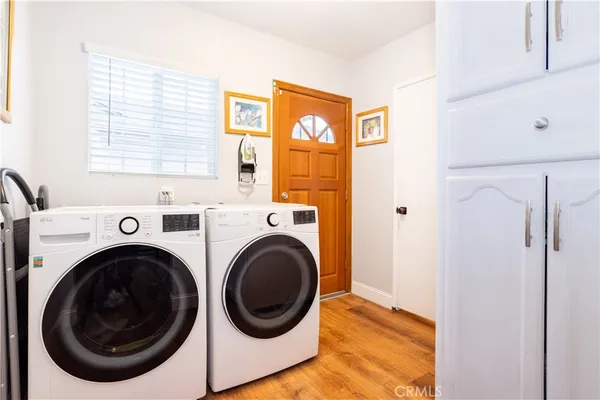 $1,089,000 | 18900 Vincennes Street, Northridge, CA 91324