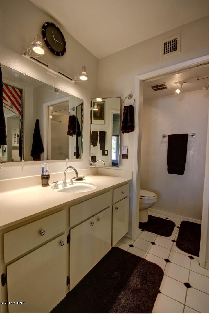 618 East Calavar Road Phoenix, AZ 85022 - Photo 9 of 24 Calavar (19)