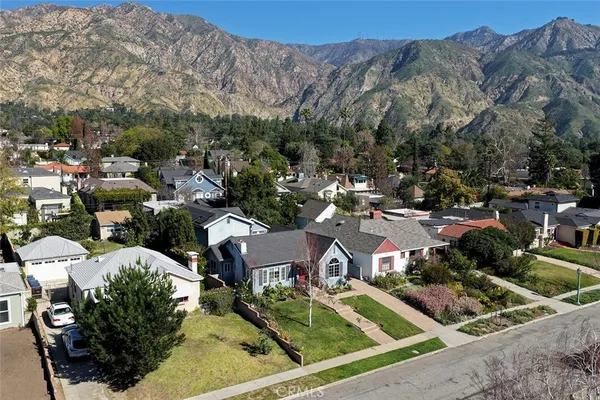 $1,585,000 | 1809 Sonoma Drive, Altadena, CA 91001