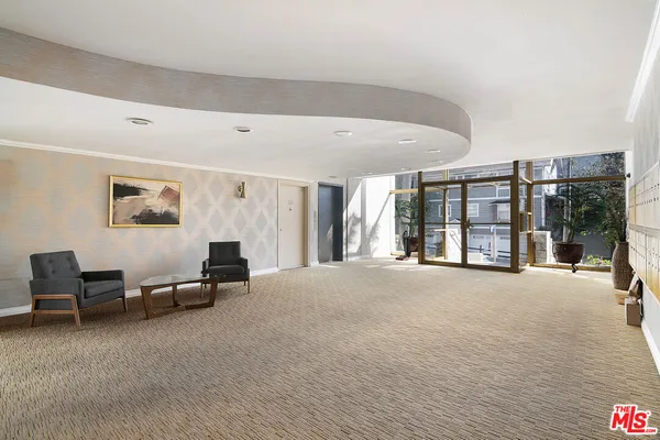 $599,000 | 4445 Cartwright Avenue, Unit 116, Toluca Lake, CA 91602