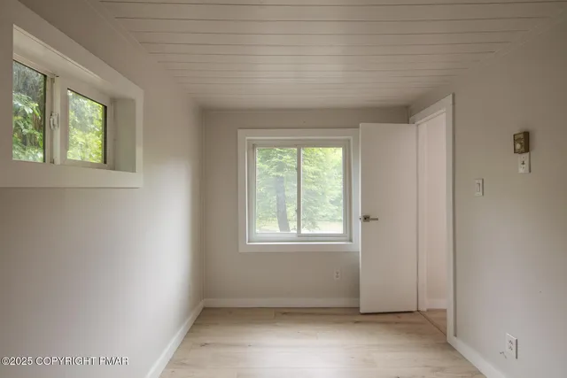 $1,900 | 5132 Wigwam Street South, Stroudsburg, PA 18360