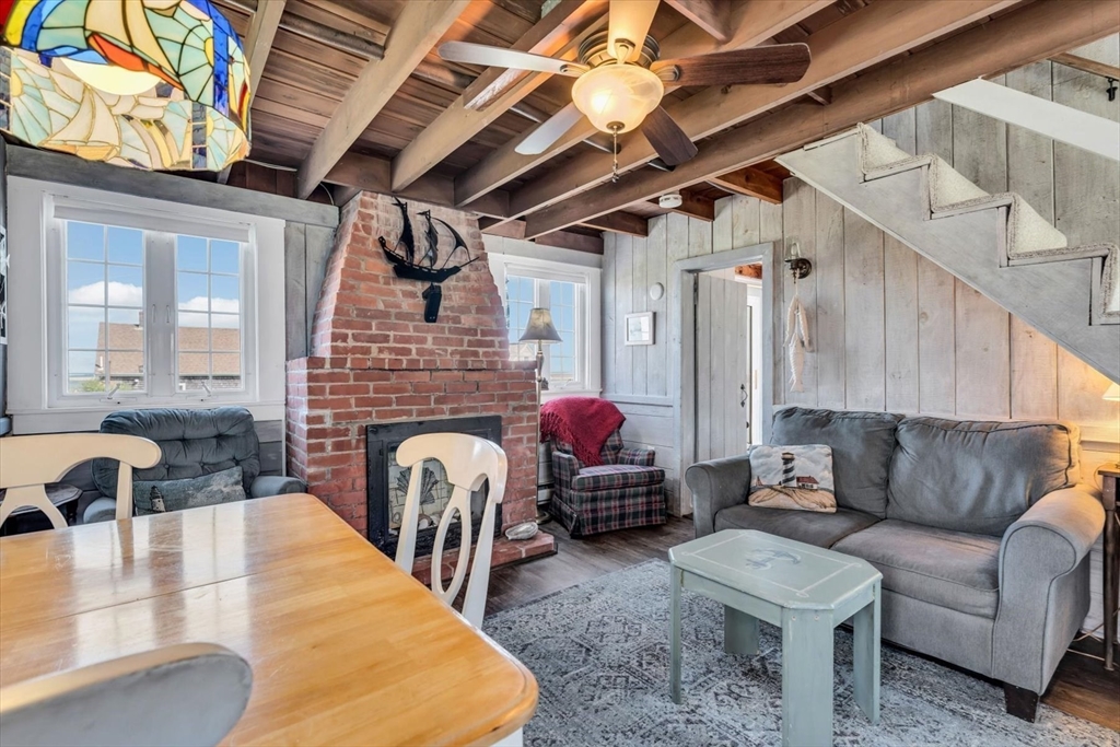 12 Van Duzer Road, Unit 8 Barnstable, MA 02675 - Photo 7 of 40