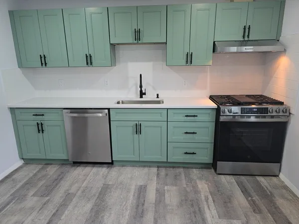 $2,100 | 520 June Street, Unit 6, Fall River, MA 02720