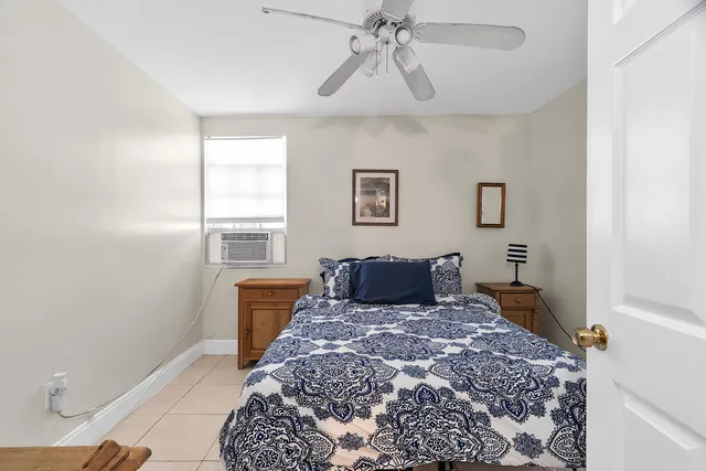 $2,250 | 909 North Palmway, Unit B, Lake Worth Beach, FL 33460