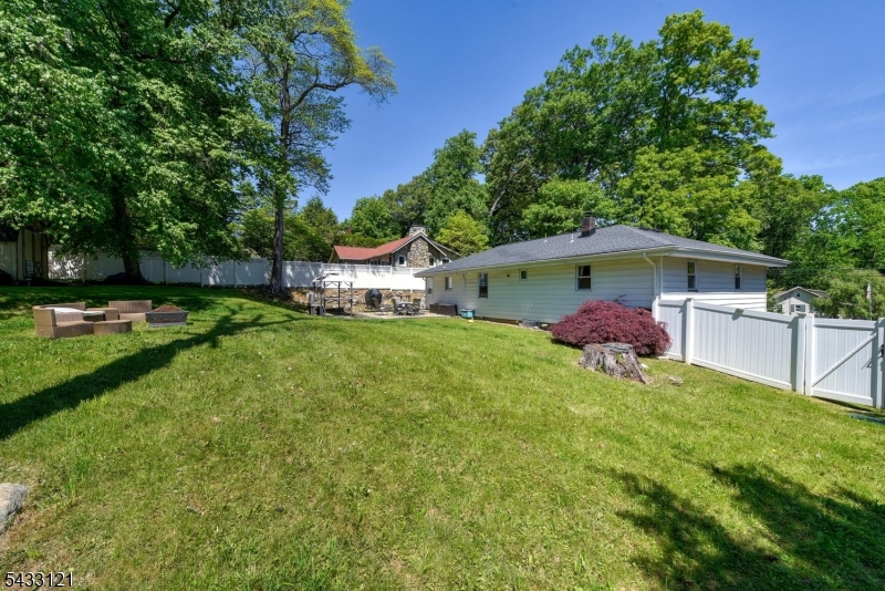 77 Marion Avenue Butler, NJ 07405 - Photo 41 of 46