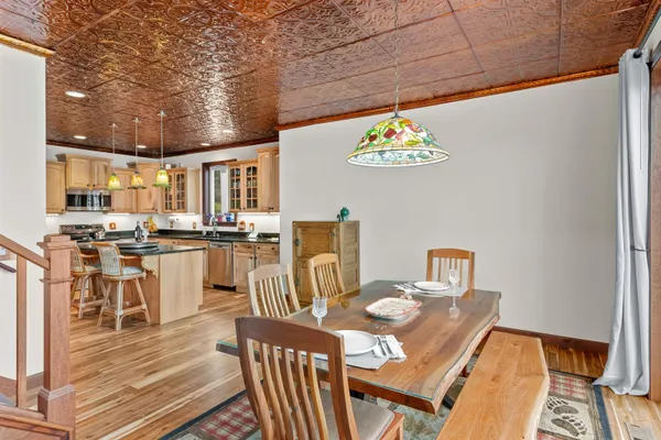 $1,150,000 | W3247 Yellow Banks Trail, Nekoosa, WI 54457