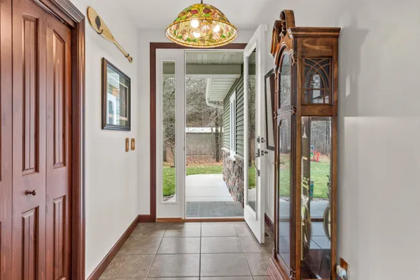 $1,150,000 | W3247 Yellow Banks Trail, Nekoosa, WI 54457