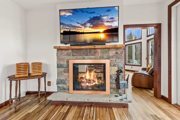 $1,150,000 | W3247 Yellow Banks Trail, Nekoosa, WI 54457