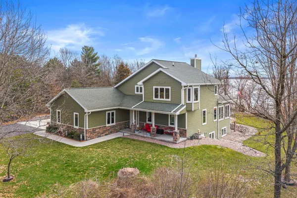$1,150,000 | W3247 Yellow Banks Trail, Nekoosa, WI 54457