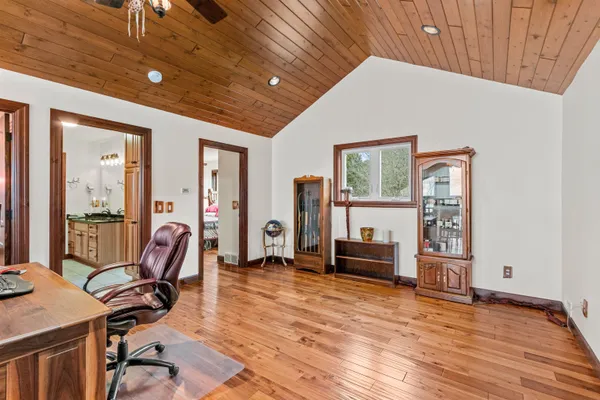 $1,150,000 | W3247 Yellow Banks Trail, Nekoosa, WI 54457