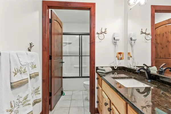 $1,150,000 | W3247 Yellow Banks Trail, Nekoosa, WI 54457