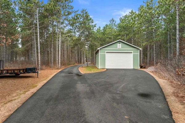 $1,150,000 | W3247 Yellow Banks Trail, Nekoosa, WI 54457