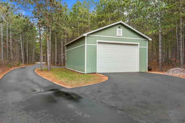 $1,150,000 | W3247 Yellow Banks Trail, Nekoosa, WI 54457