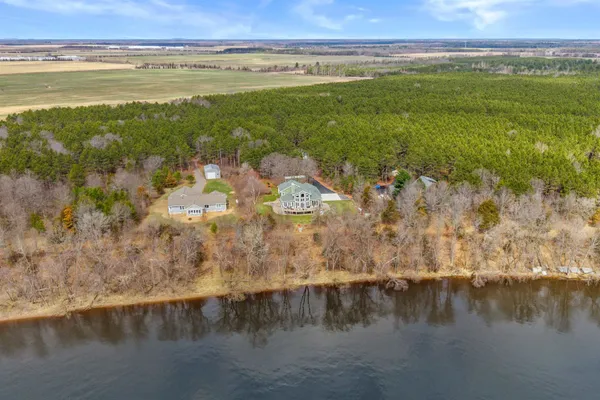 $1,150,000 | W3247 Yellow Banks Trail, Nekoosa, WI 54457