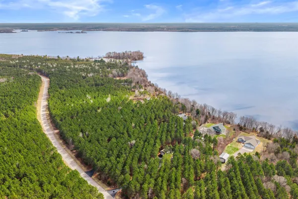 $1,150,000 | W3247 Yellow Banks Trail, Nekoosa, WI 54457
