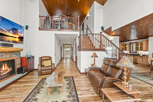 $1,150,000 | W3247 Yellow Banks Trail, Nekoosa, WI 54457