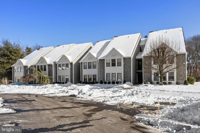 $2,500 | 1 Bridgewater Drive, Marlton, NJ 08053