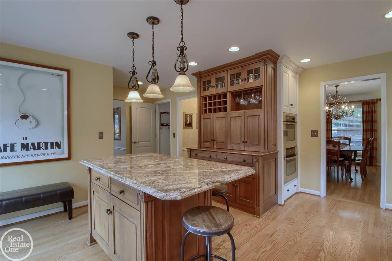1178 Harvard Road Grosse Pointe, MI 48230 - Photo 7 of 26 31323127-7.JPG
