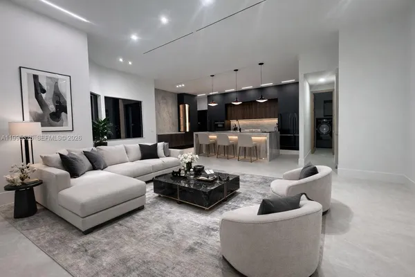 $15,000 | 19880 Southwest 134th Avenue, Miami, FL 33177