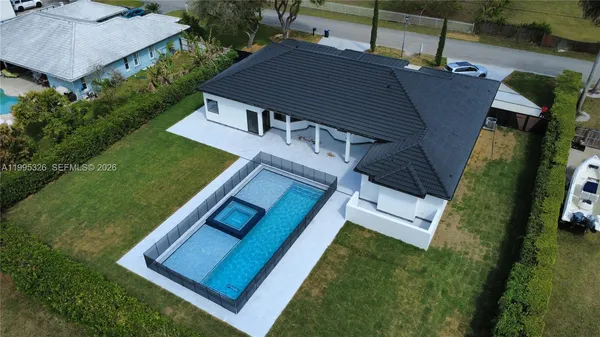 $15,000 | 19880 Southwest 134th Avenue, Miami, FL 33177
