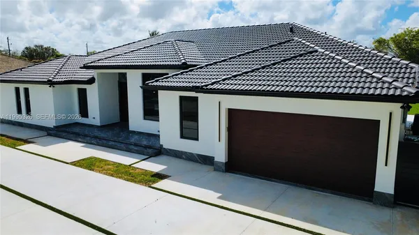 $15,000 | 19880 Southwest 134th Avenue, Miami, FL 33177