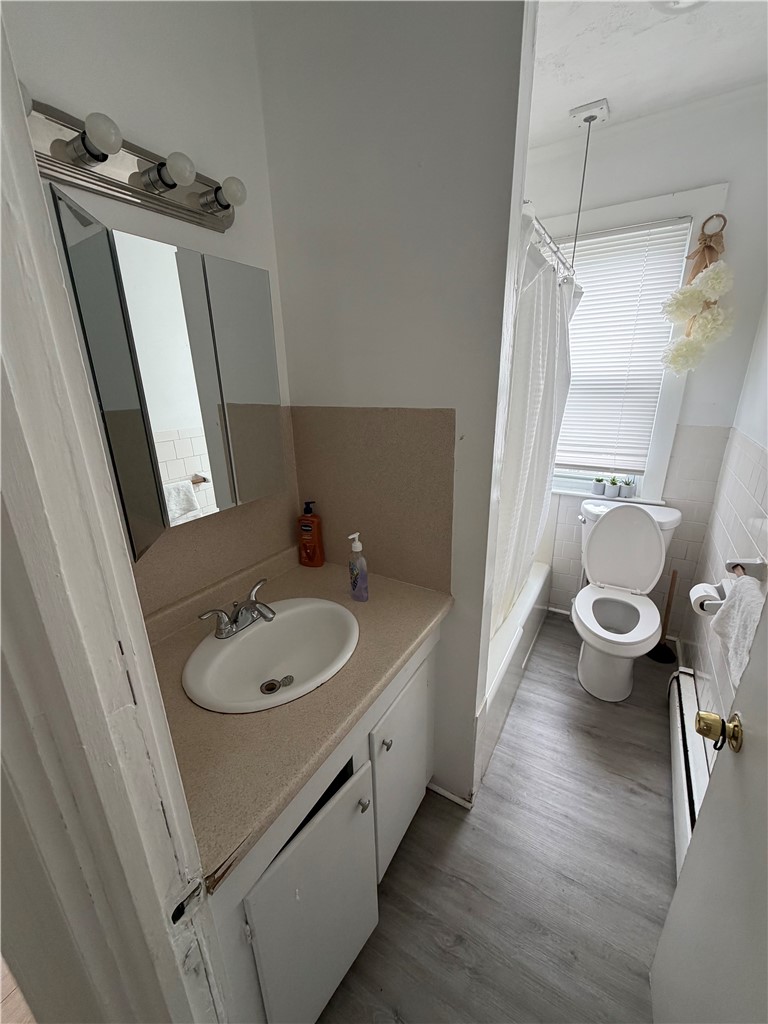 94 Warner Street, Unit B Newport, RI 02840 - Photo 4 of 12